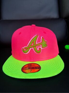 New Era Neon Pink & Lime Green Fitted Atlanta Braves Cap size 7
